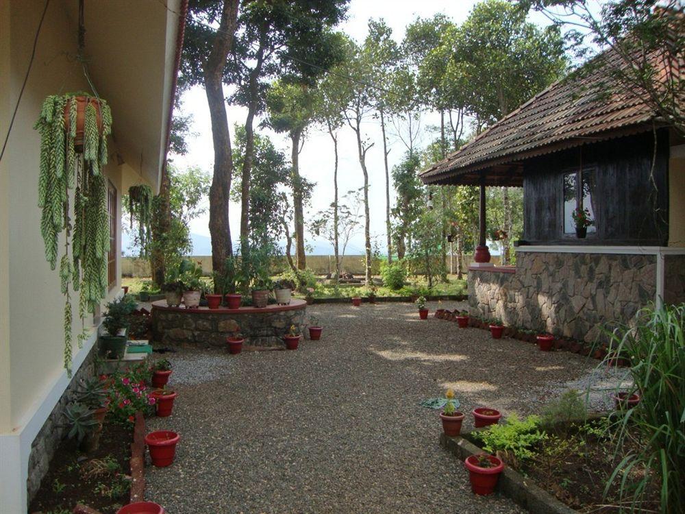 Beaumont Plantation Retreat Hotel Thekkady Bagian luar foto